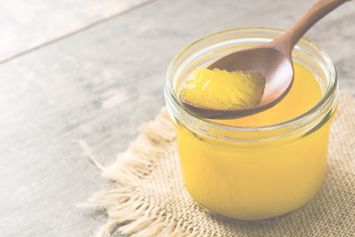 Tout savoir sur le Ghee, beurre clarifié ayurvédique