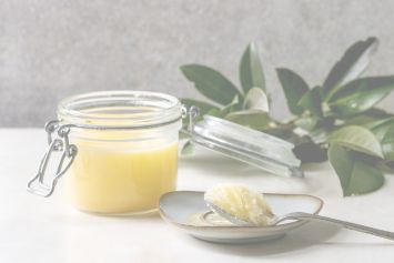 Ghee: an essential for boosting the virtues of plant powders 
